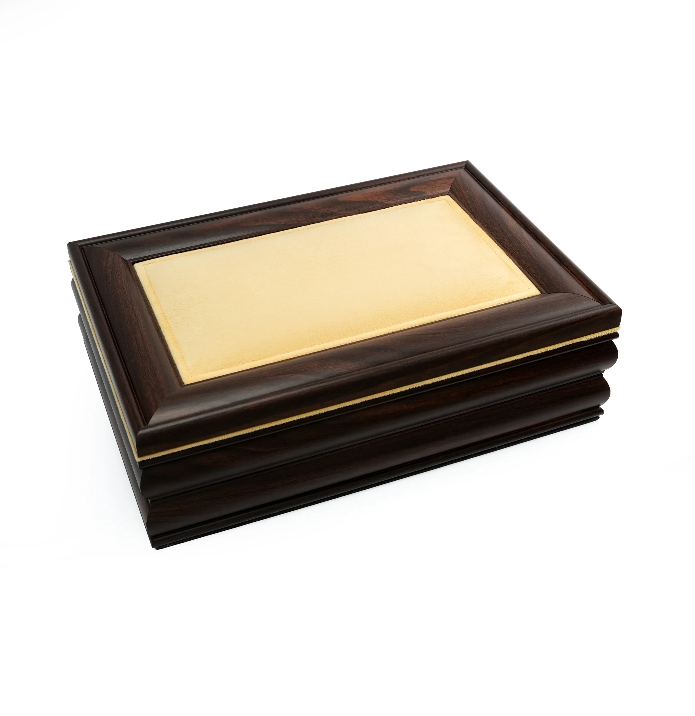 Supor product photography — AOSS Media