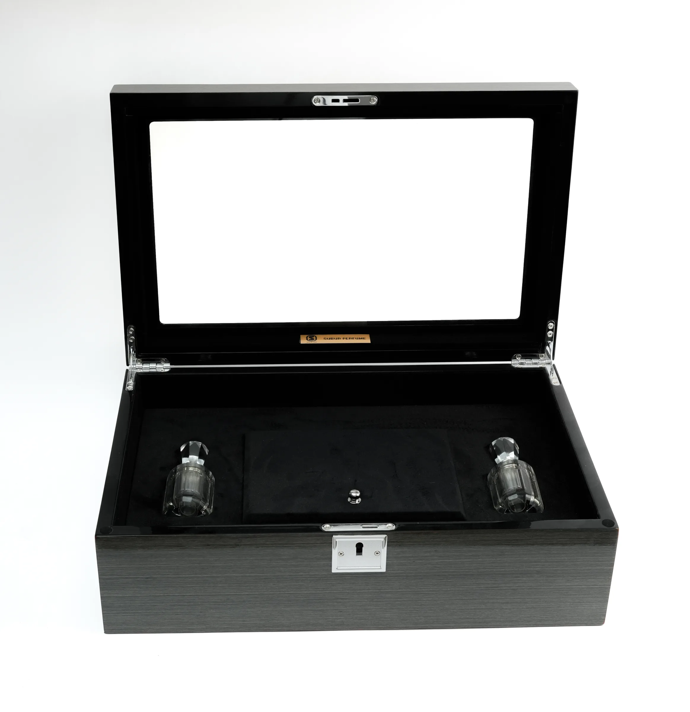 Supor product photography — AOSS Media